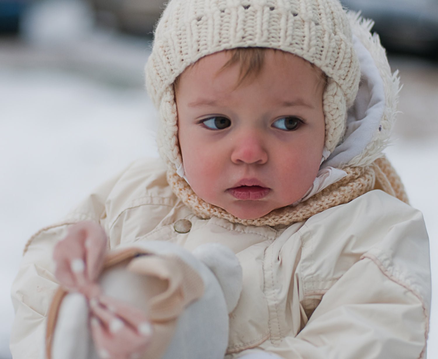 Les joues rouges et sèches de vos bébés vous causent-elles du chagrin en cette saison des fêtes ?